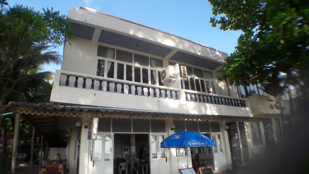 Tony Home And Restaurant Karon Exterior photo